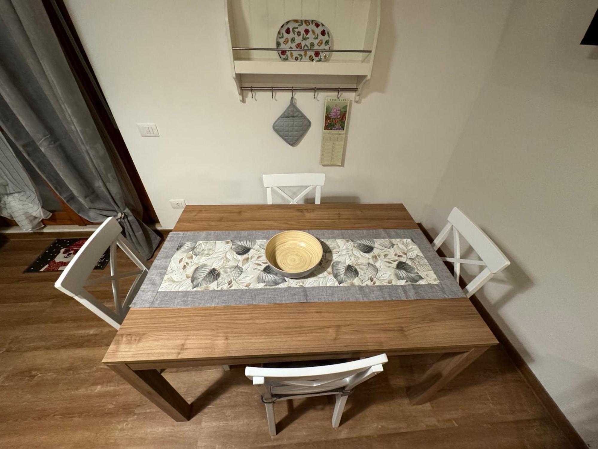 Attico - Terrazza Su Castello Apartment Castel Di Sangro Bagian luar foto